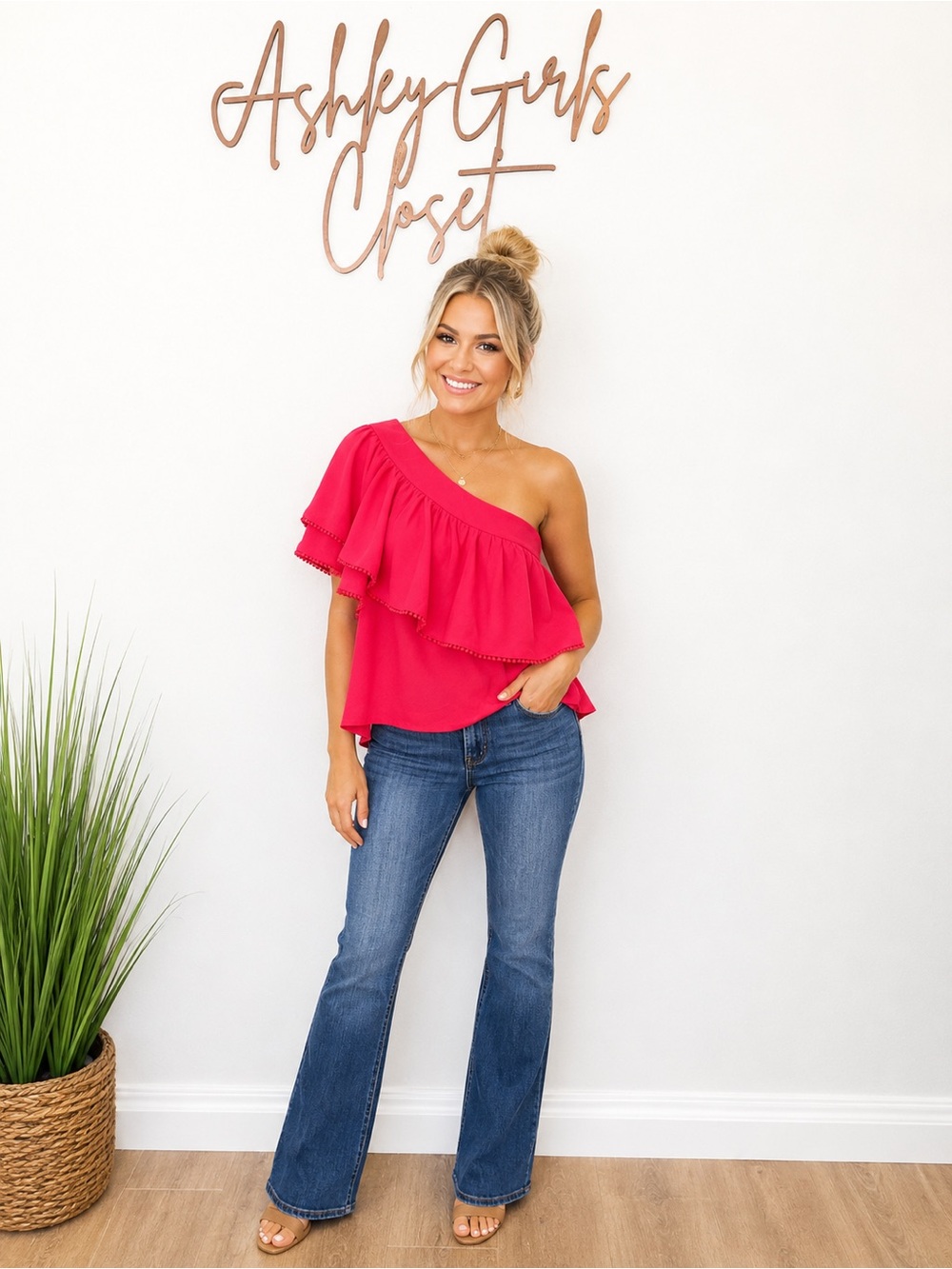NWT Trina Turk One Shoulder Ruffle Blouse Hot Pink Women’s Medium